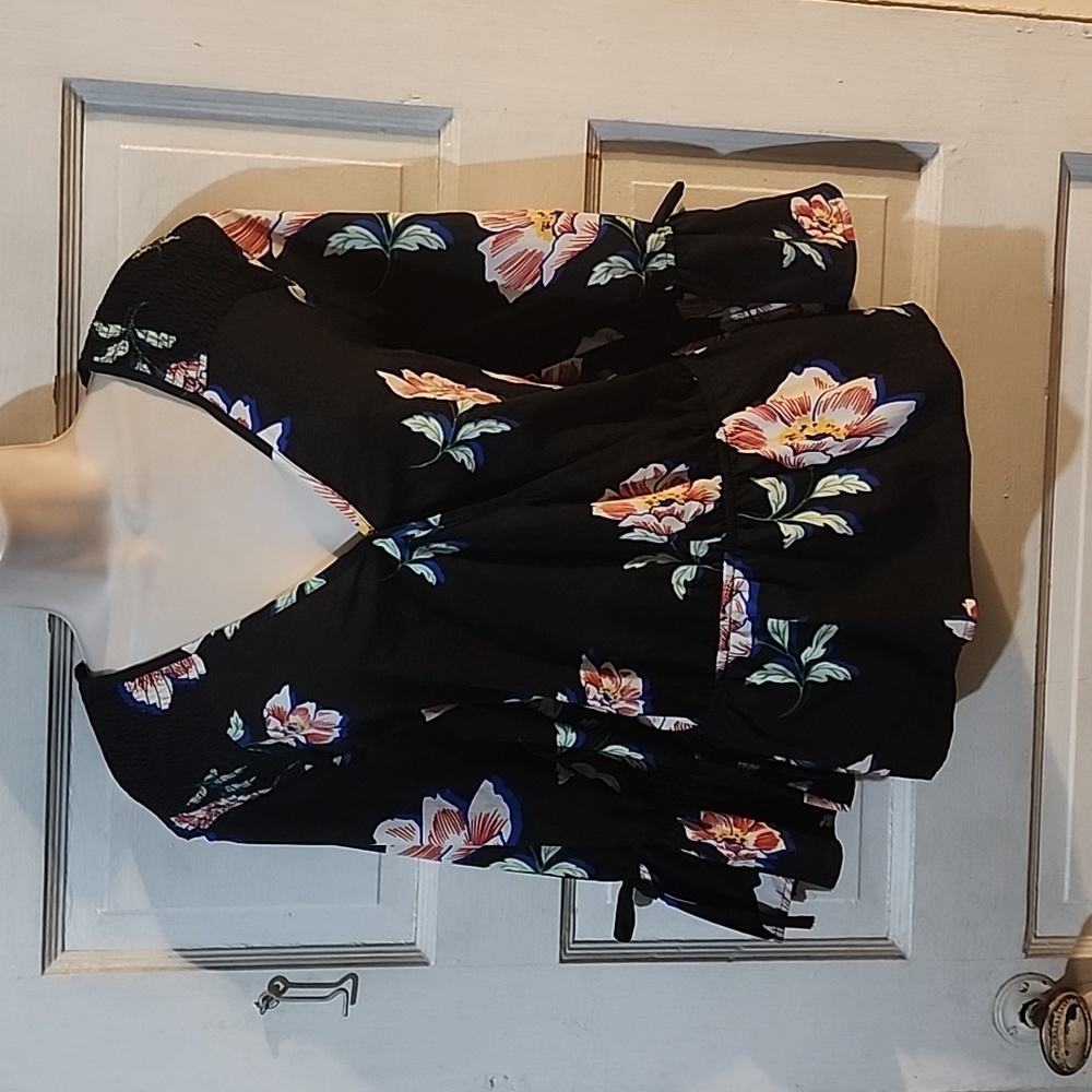 Influence Bell Sleeve Floral Top 16